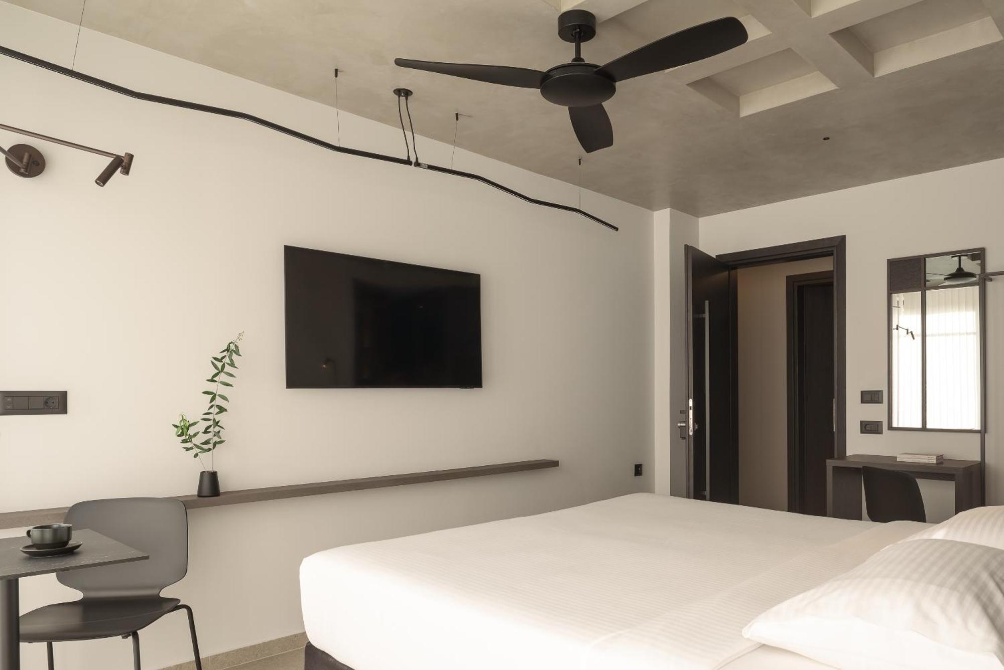Pleiades Urban Stay By Semavί Candia Esterno foto