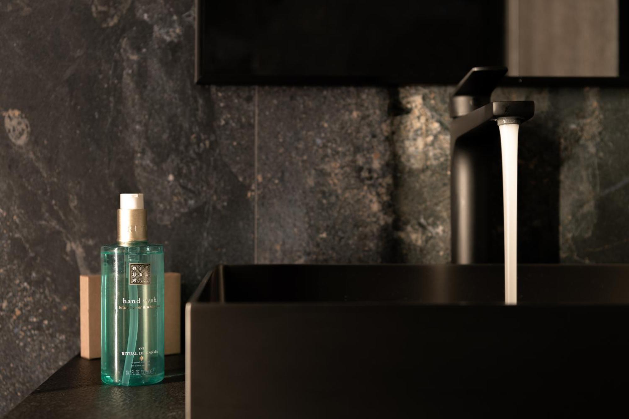 Pleiades Urban Stay By Semavί Candia Esterno foto